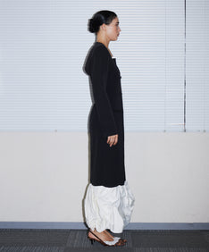 TRENCH BUBBLE DRESS ブラック 横向き全身