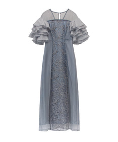 SPANGLE RUFFLE DRESS グレー 正面全身物撮り画像