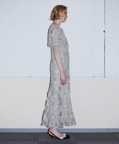 FLOCKING BOLERO DRESS グレー 横向き全身