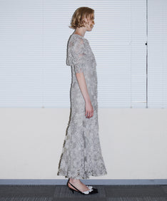 FLOCKING BOLERO DRESS グレー 横向き全身
