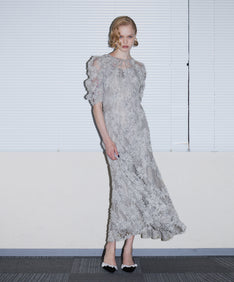 FLOCKING BOLERO DRESS グレー 正面全身ポーズ