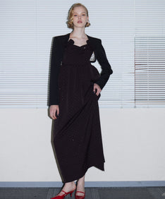 GRINT RIBBON LONG DRESS ブラウン 正面全身ポーズ