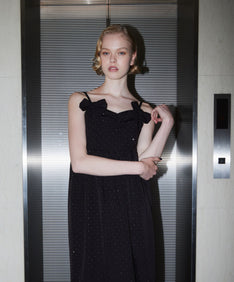 GRINT RIBBON LONG DRESS ブラック アップポーズ