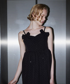 GRINT RIBBON LONG DRESS ブラック アップポーズ