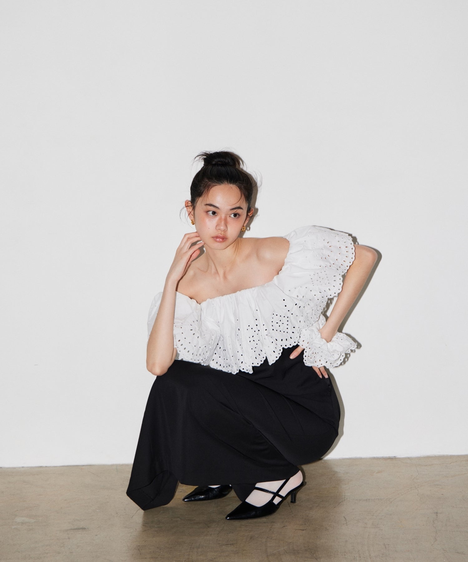 CUTWORK FRILL DRESS