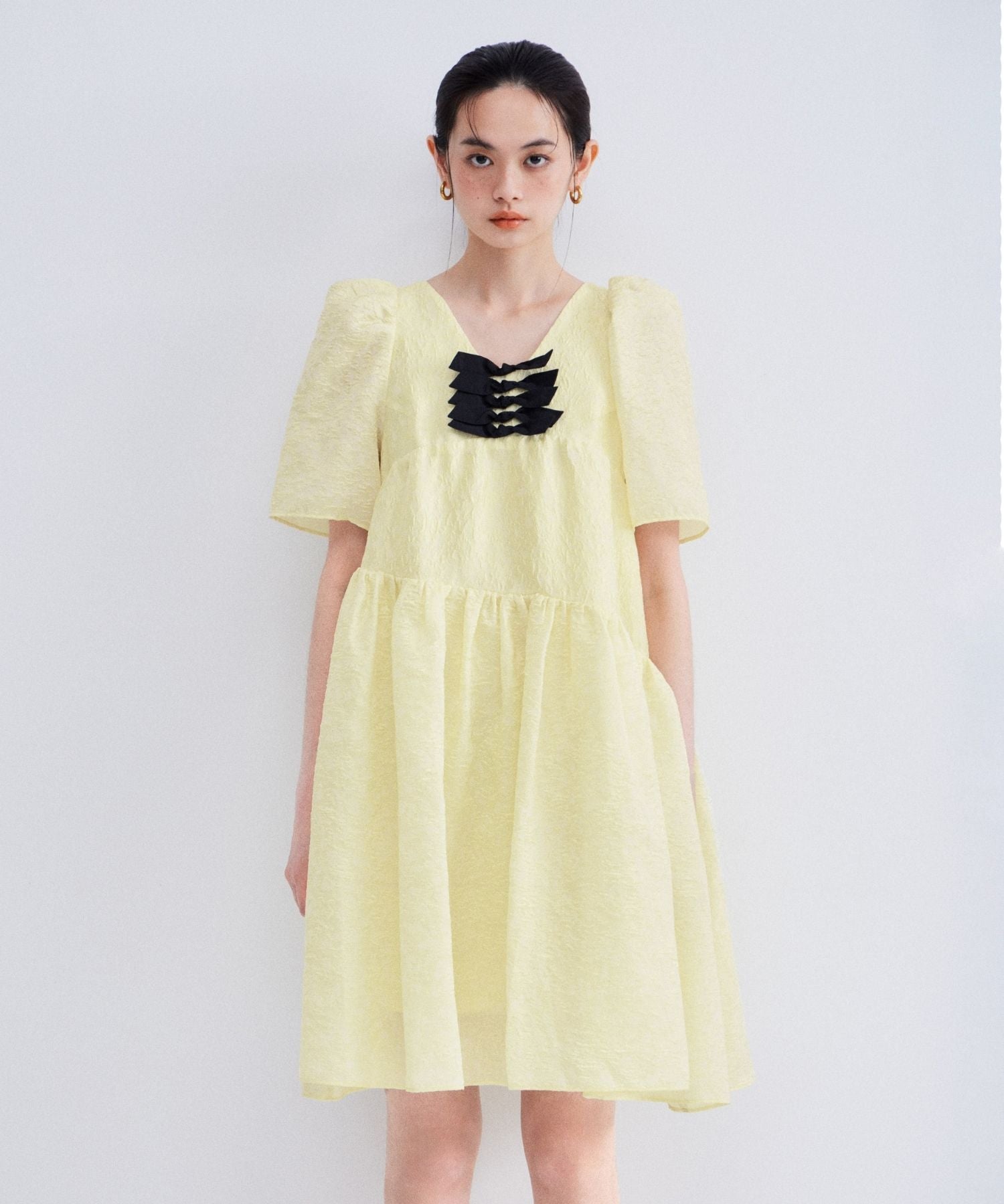 EDGE RIBBON MINI DRESS