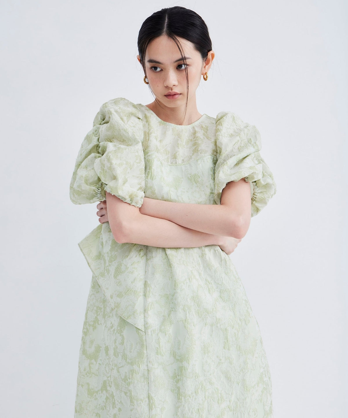 【POPUP】BUBBLE SLEEVE JACQUARD DRESS
