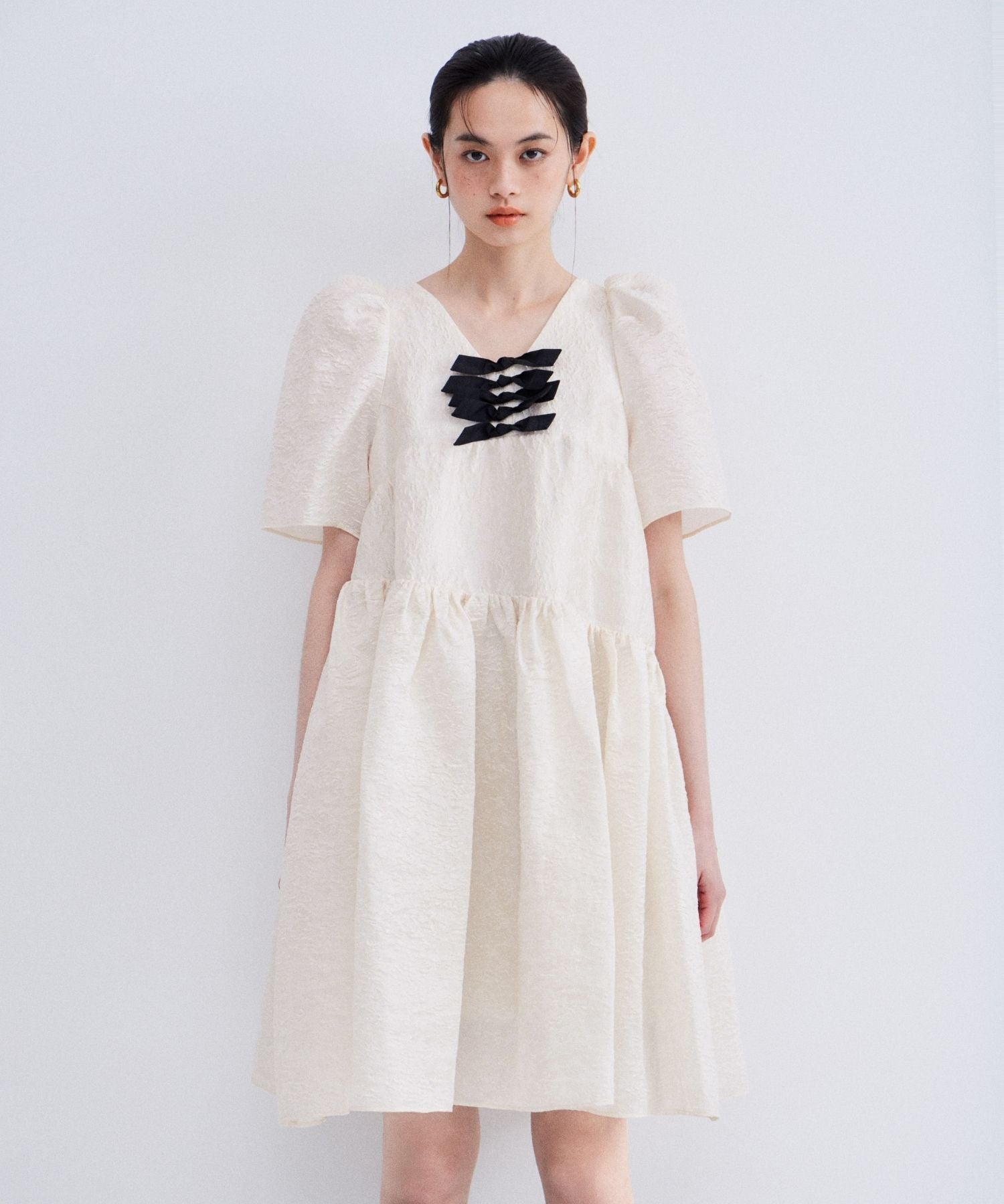 EDGE RIBBON MINI DRESS