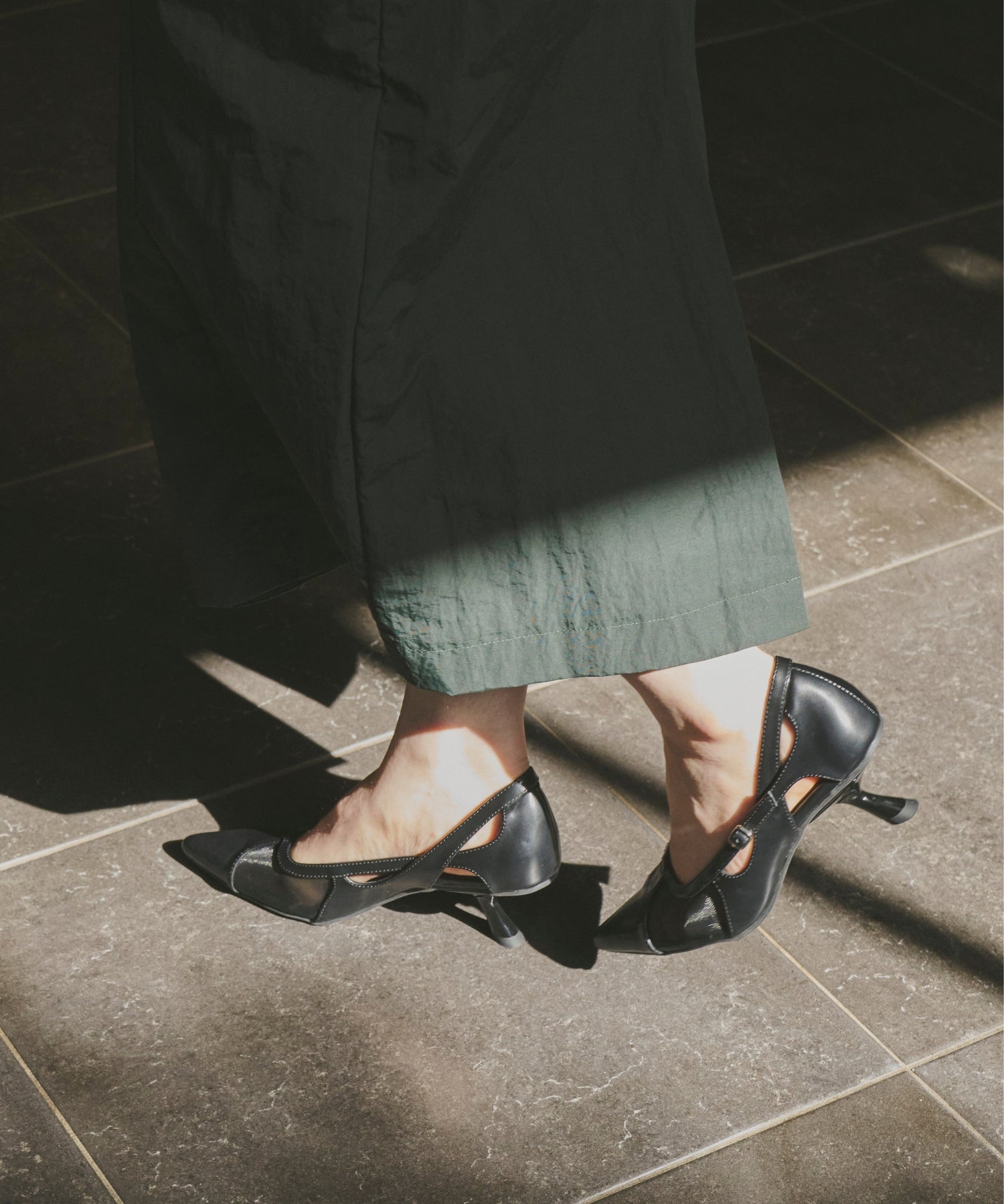 POINTED TOE SHOES