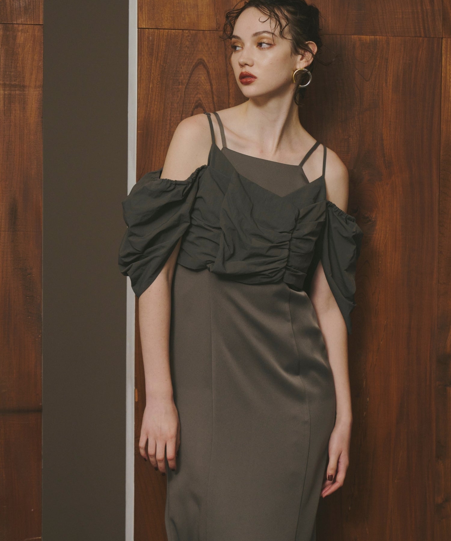 DETAIL TOPS SET DRESS