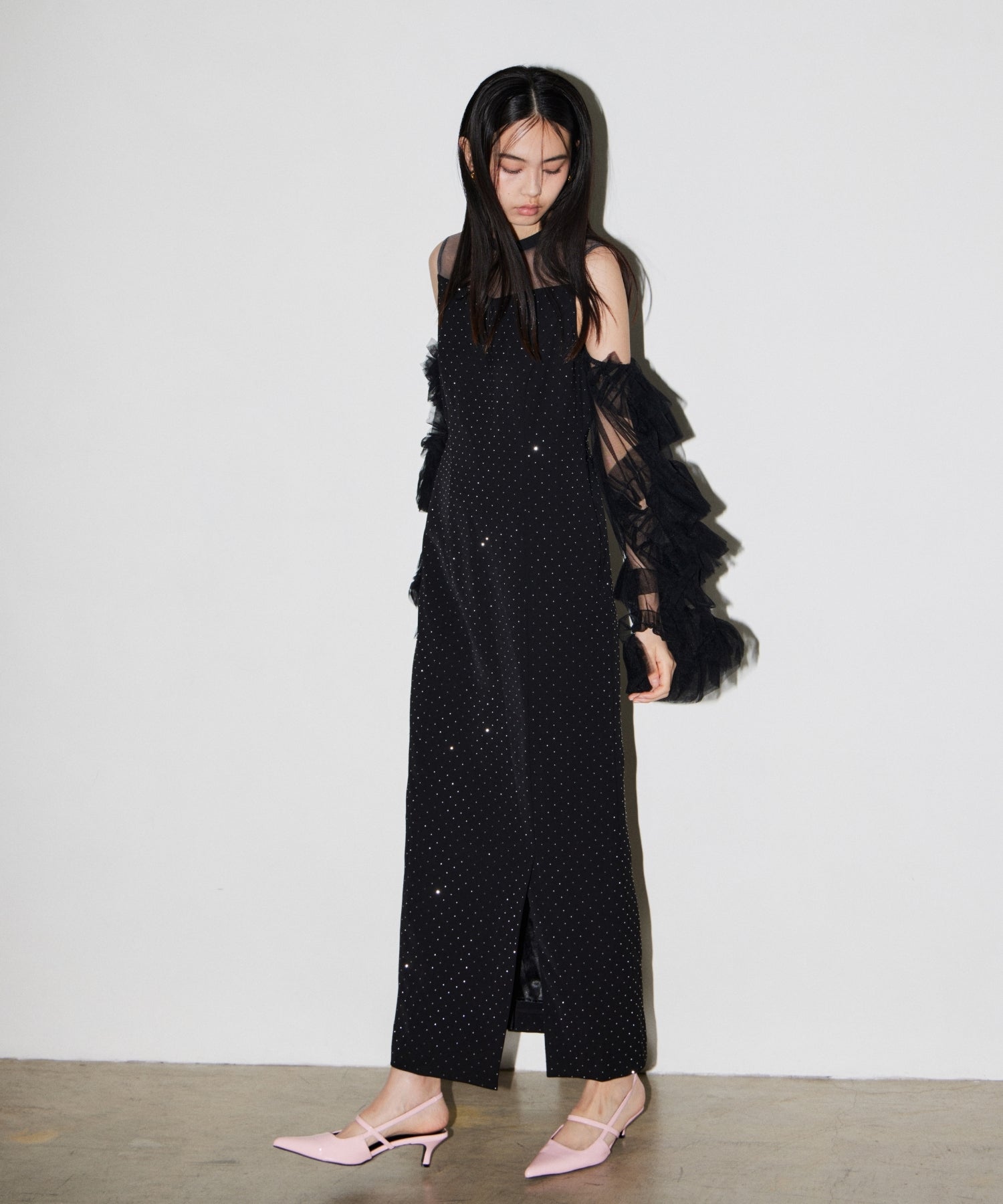 DETACHED SLEEVE DRESS