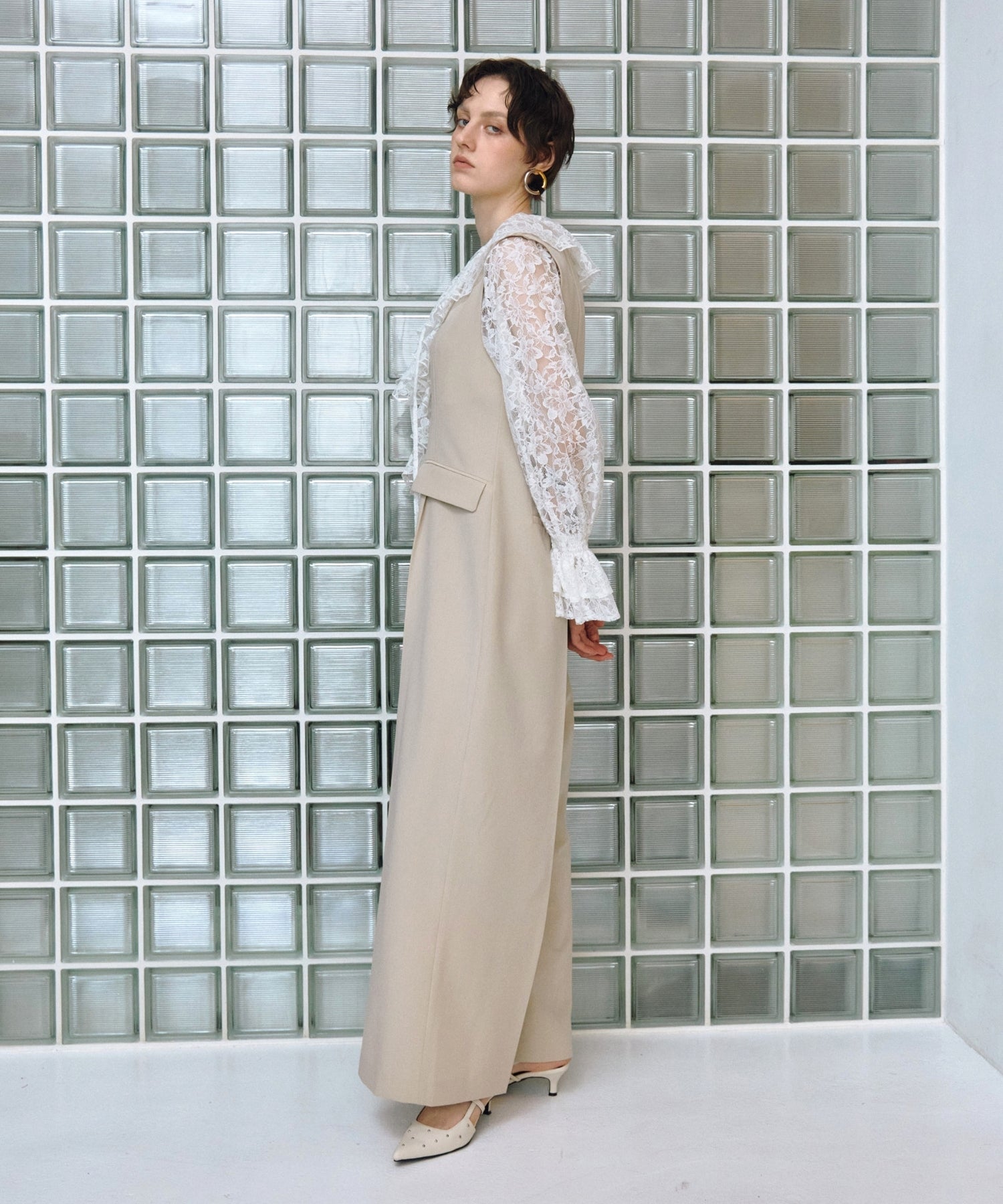 LACE RUFFLE ALL-IN-ONE DRESS