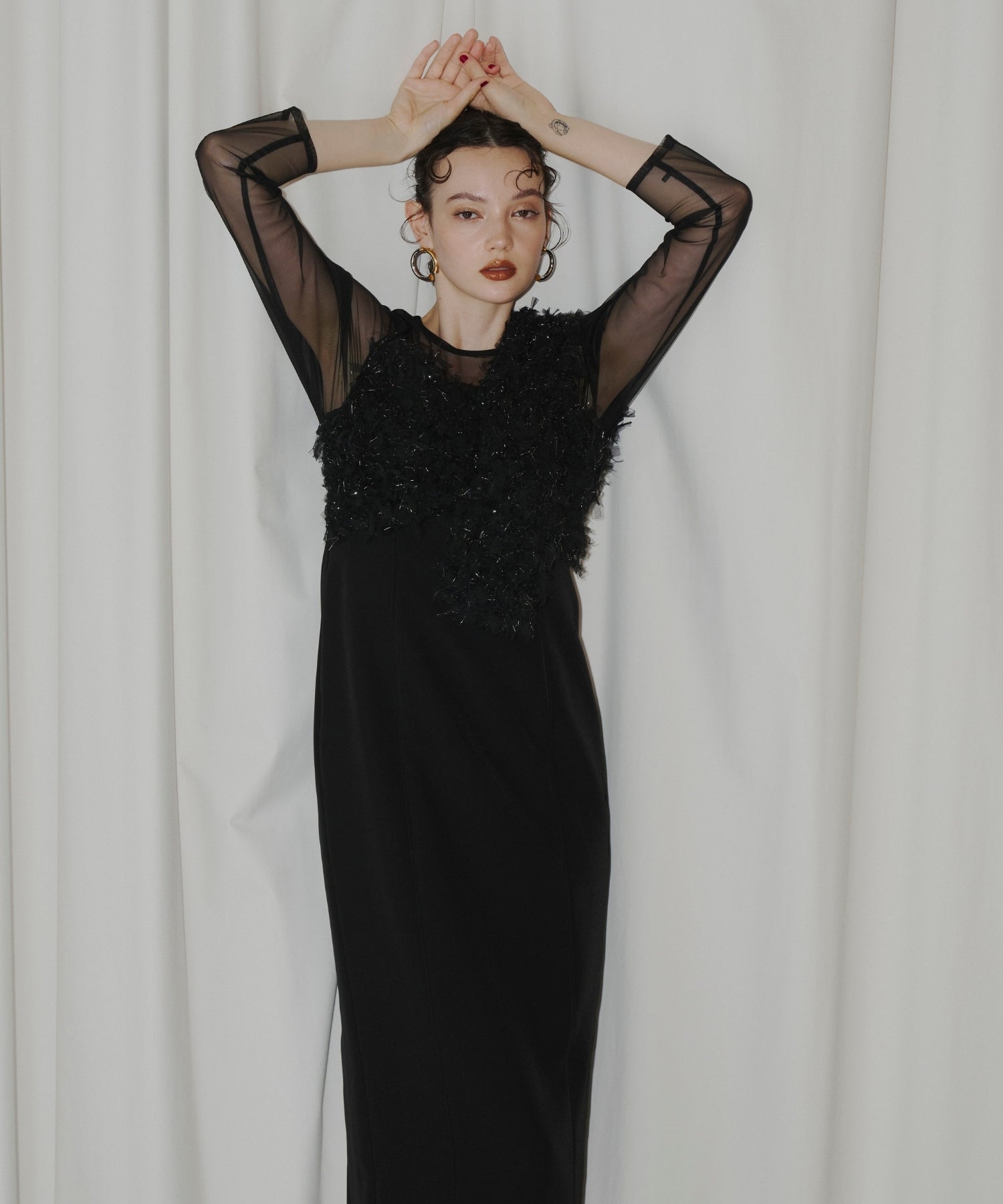 FRINGE GLITTER KNOT DRESS