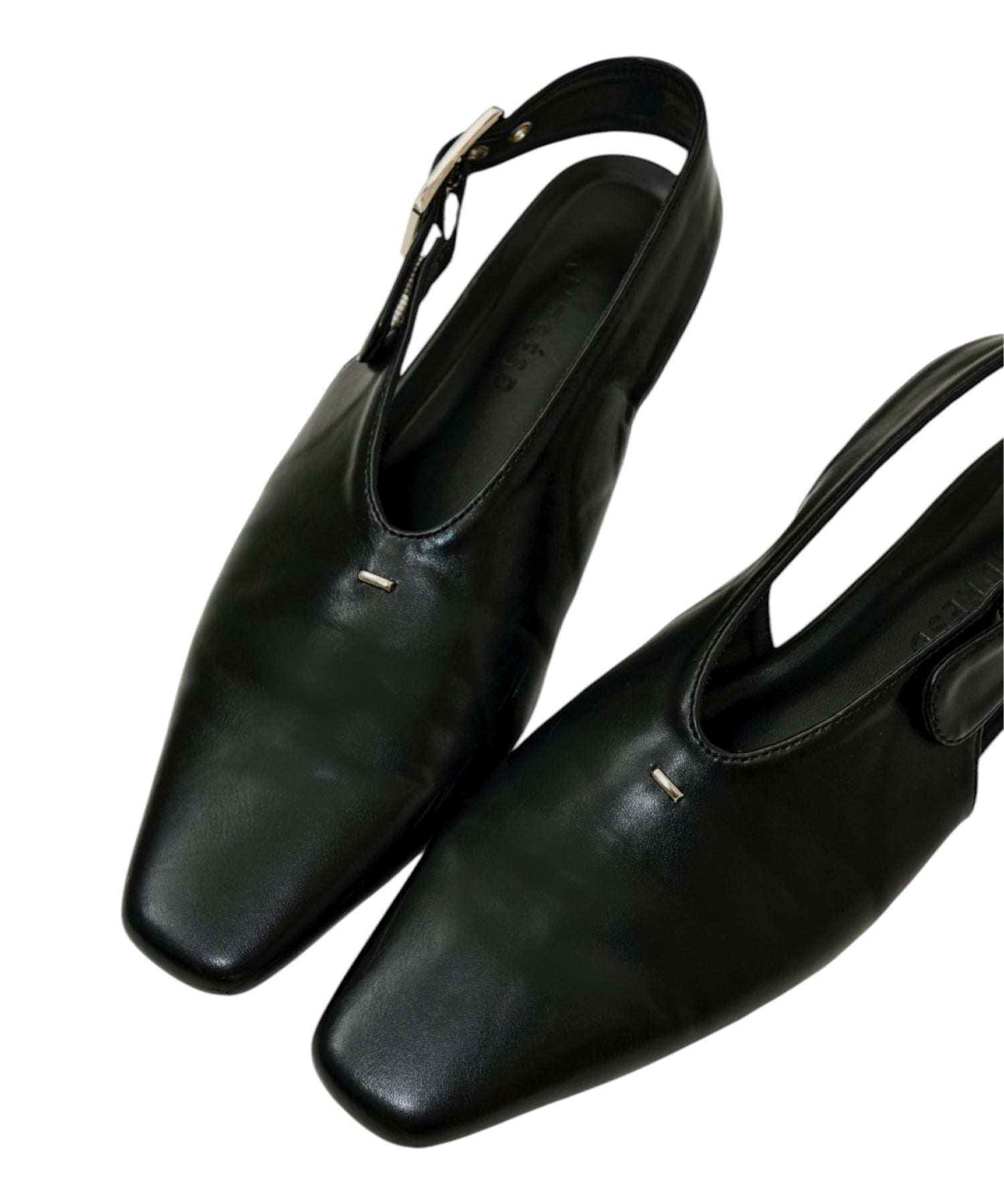 BUCKLE STRAP FLAT SHOES