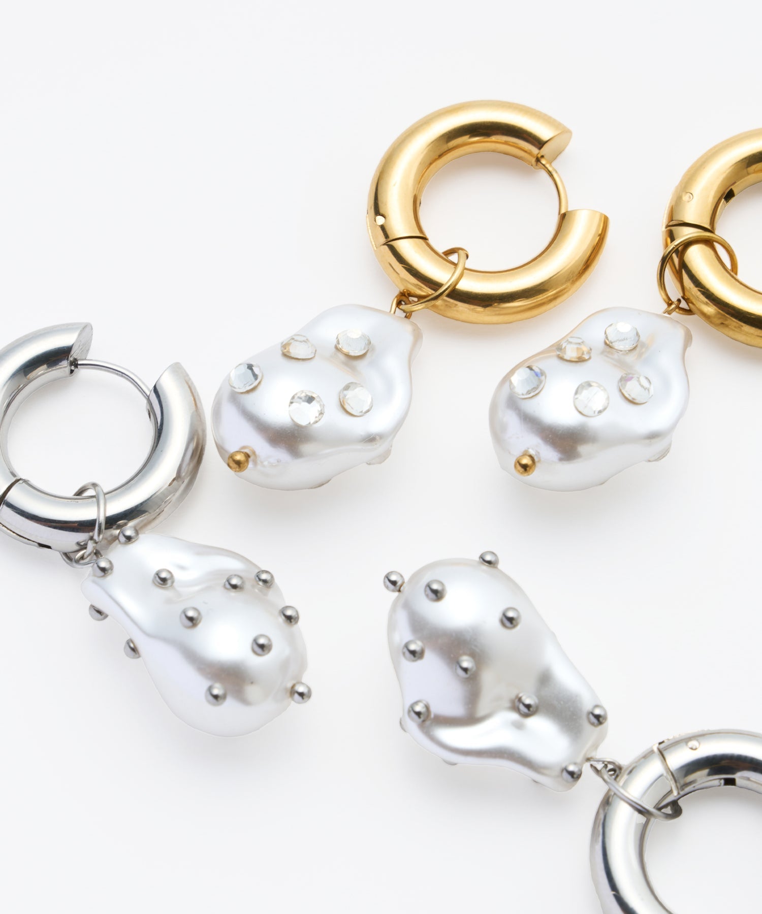 【POPUP】BAROQUE PEARL PIERCE