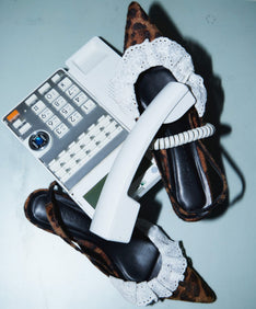 FRILL EDGE SHOES ブラウン コンセプト物撮り画像