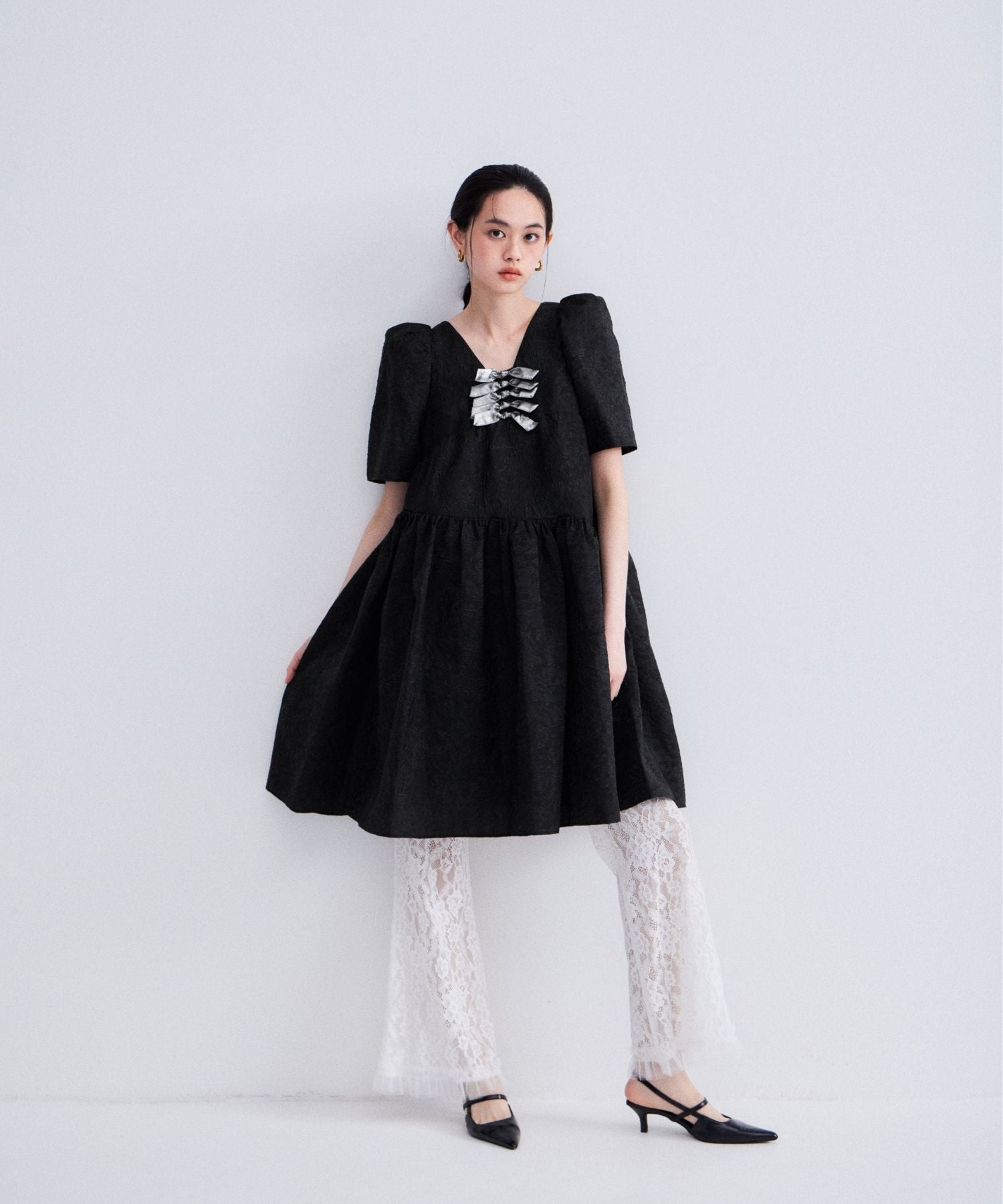 EDGE RIBBON MINI DRESS