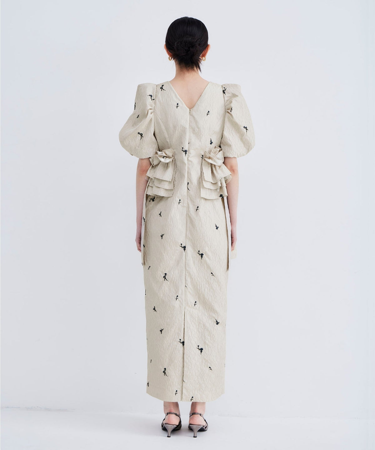 【POPUP】BLOSSOM FRILL DRESS