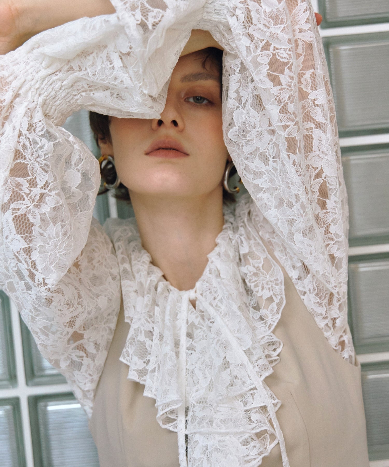 LACE RUFFLE ALL-IN-ONE DRESS