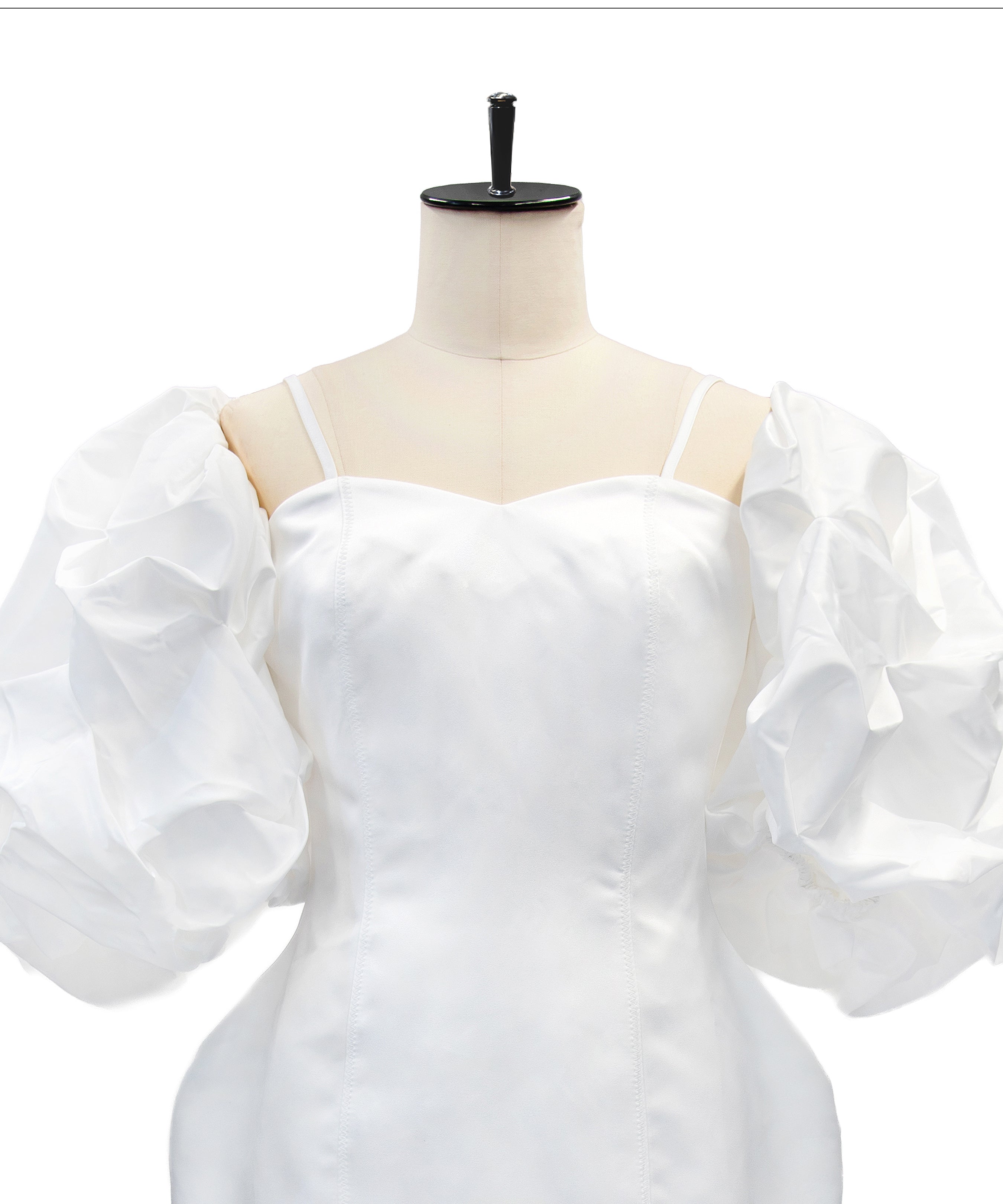 BLISS DRESS ホワイト 正面アップ物撮り画像