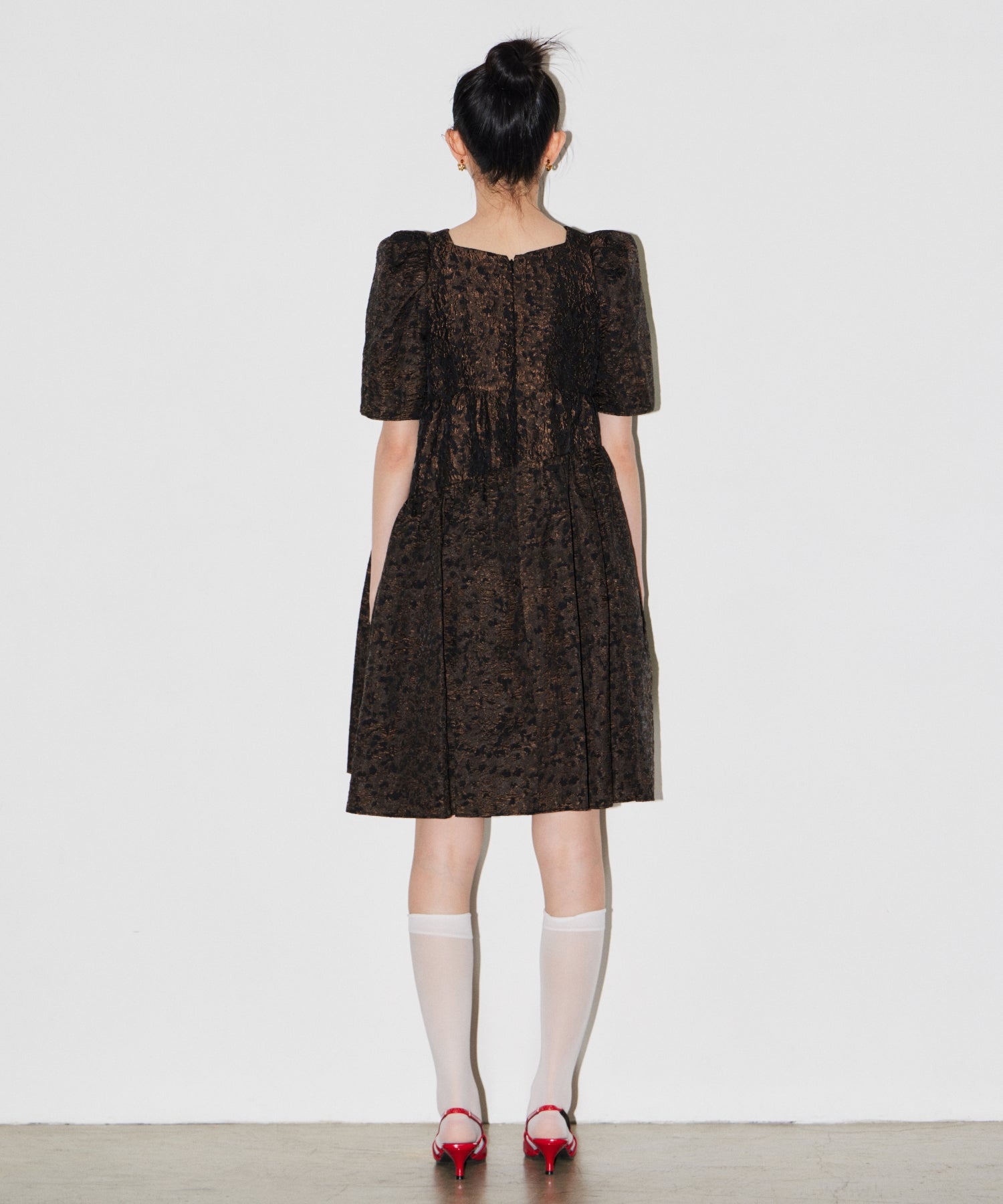 EDGE RIBBON MINI DRESS