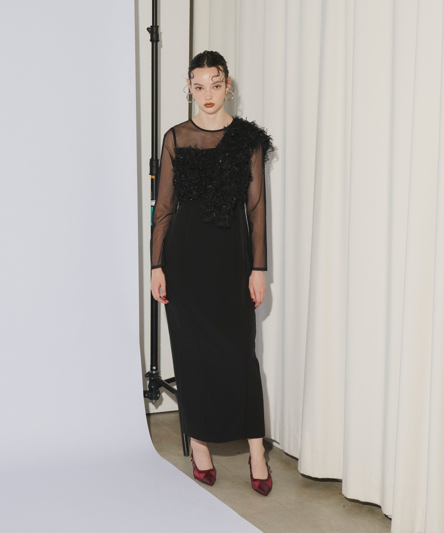 FRINGE GLITTER KNOT DRESS