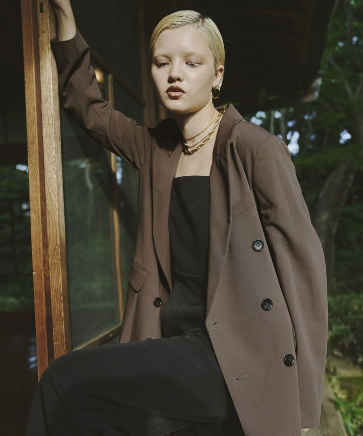 PEAKED LAPEL JACKET