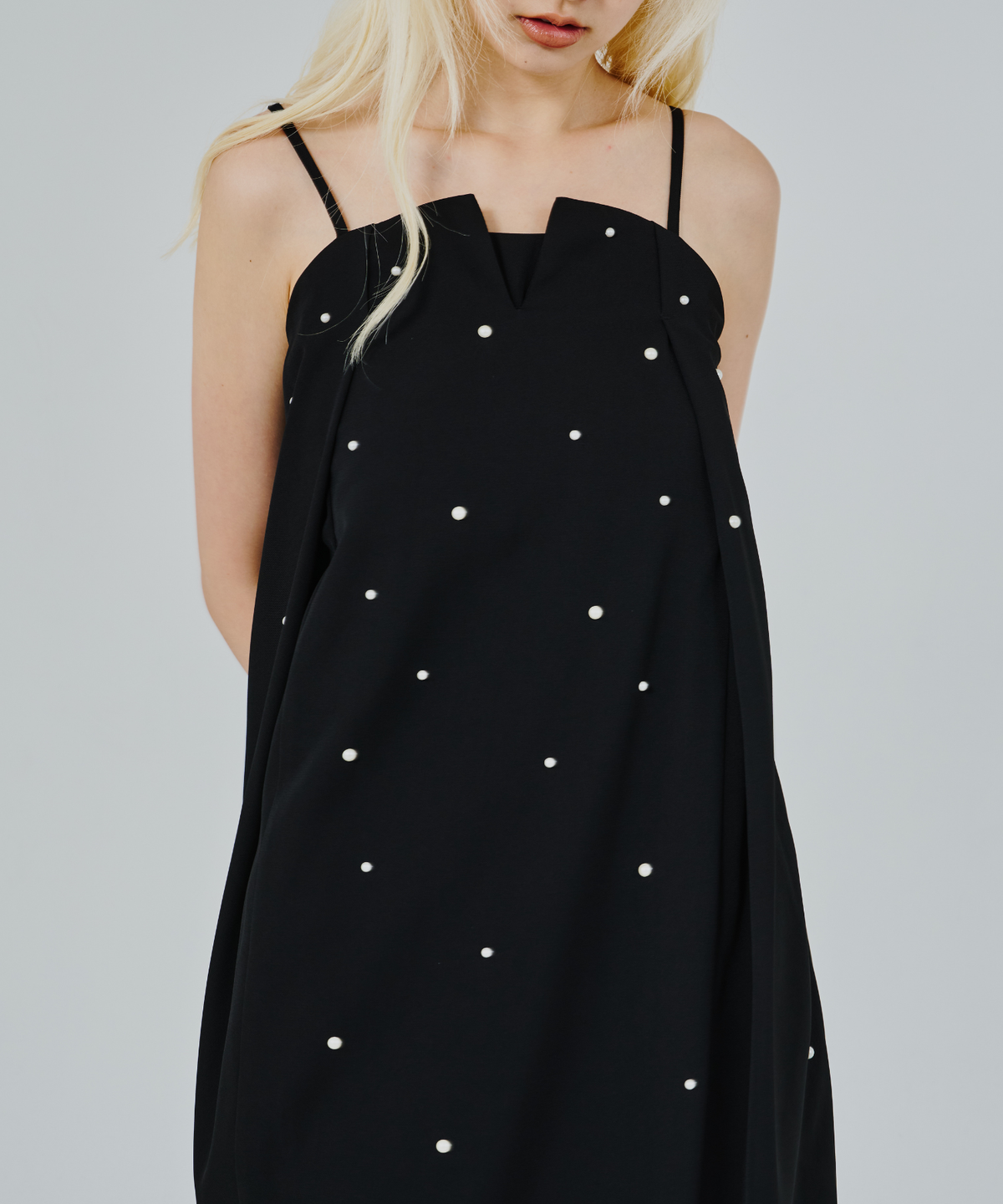 り*】様 新品未使用⭐︎ANDRESD/オーバルフォルムパールドレス/ブラック/ OVAL FORM PEARL DRESS