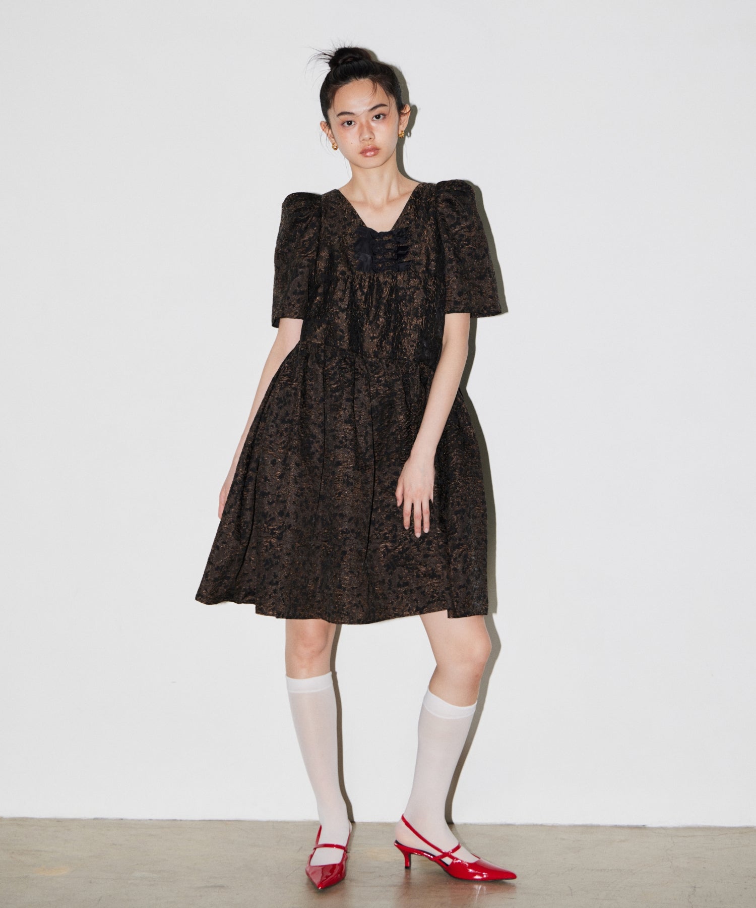 EDGE RIBBON MINI DRESS
