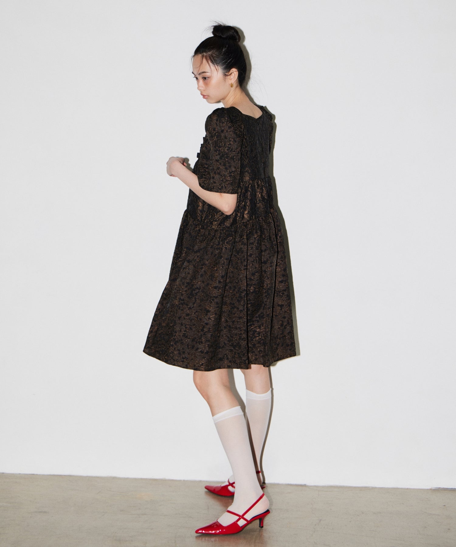 EDGE RIBBON MINI DRESS