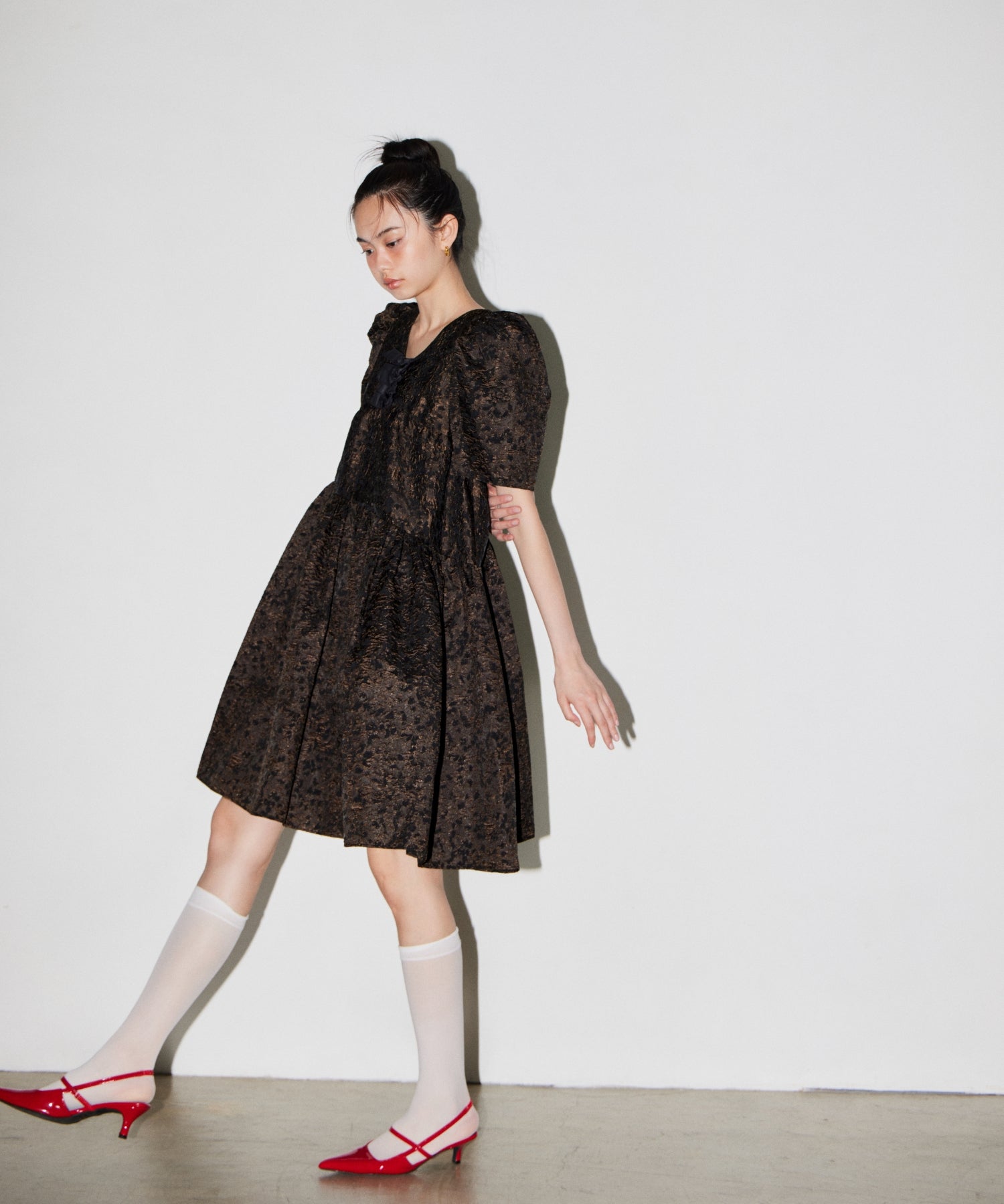 EDGE RIBBON MINI DRESS