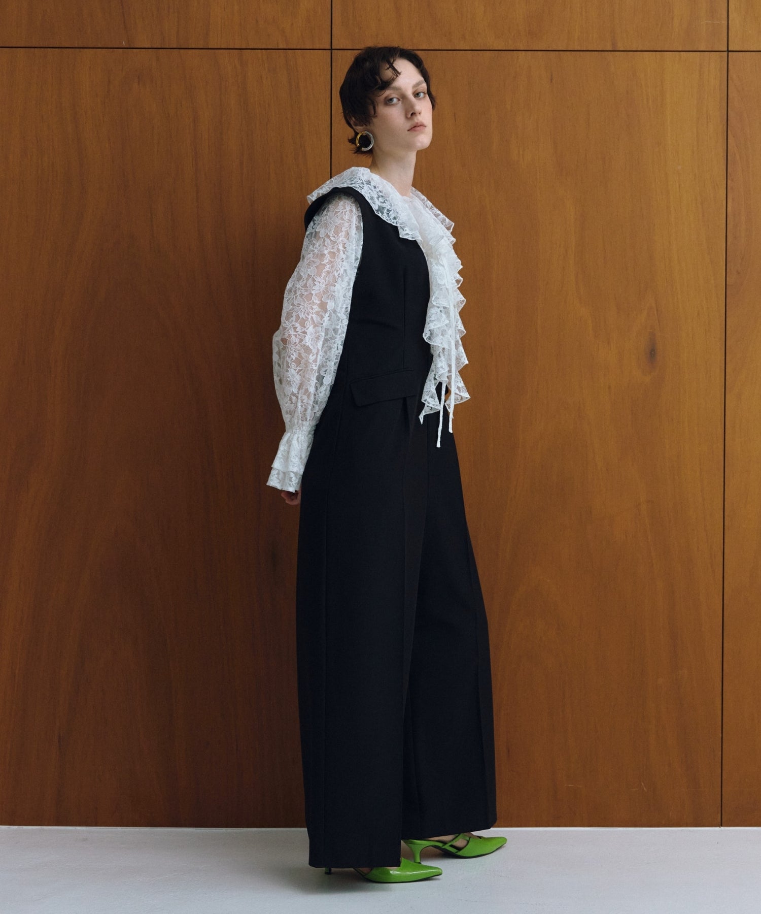 LACE RUFFLE ALL-IN-ONE DRESS