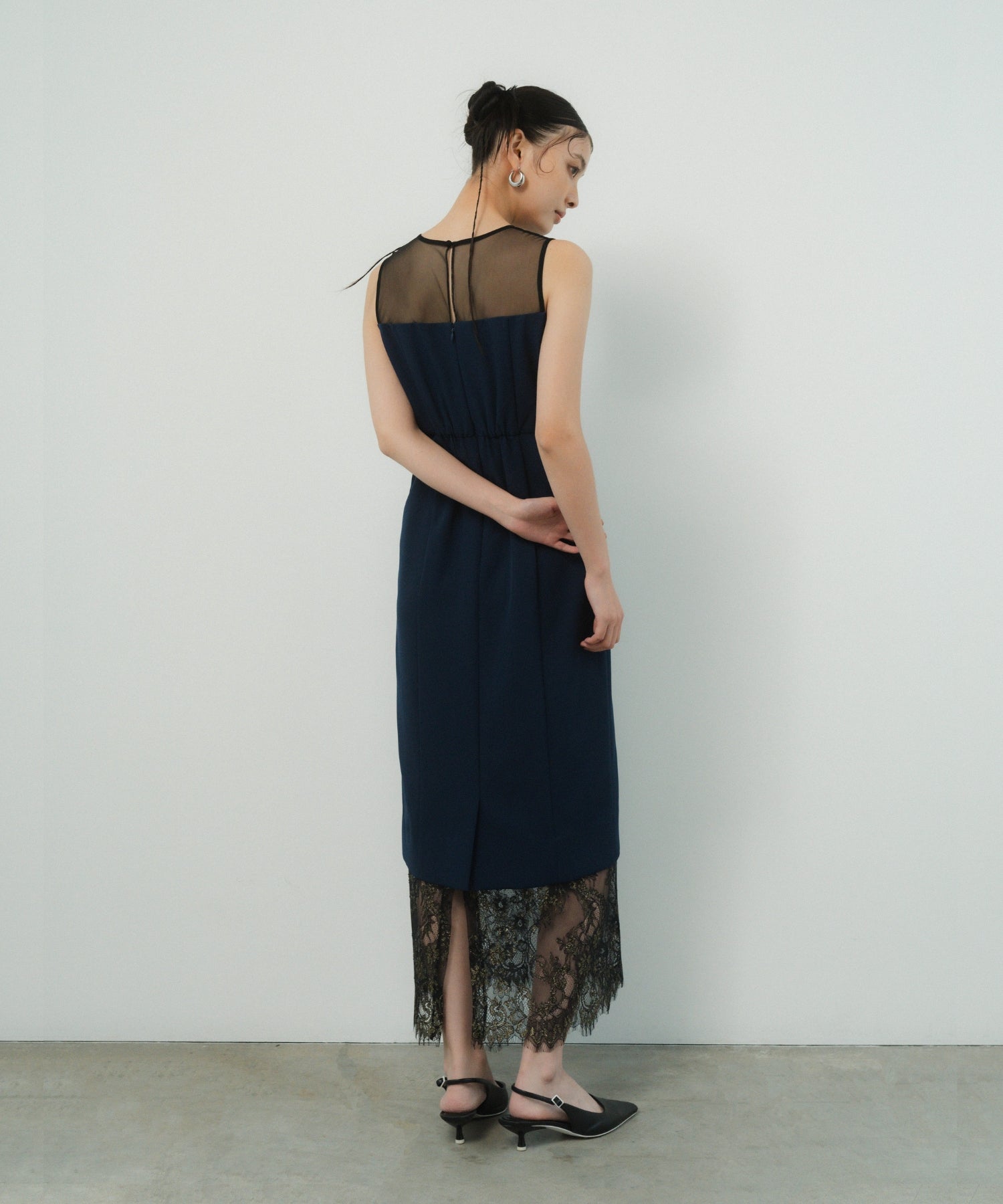 HEM LACE DRESS