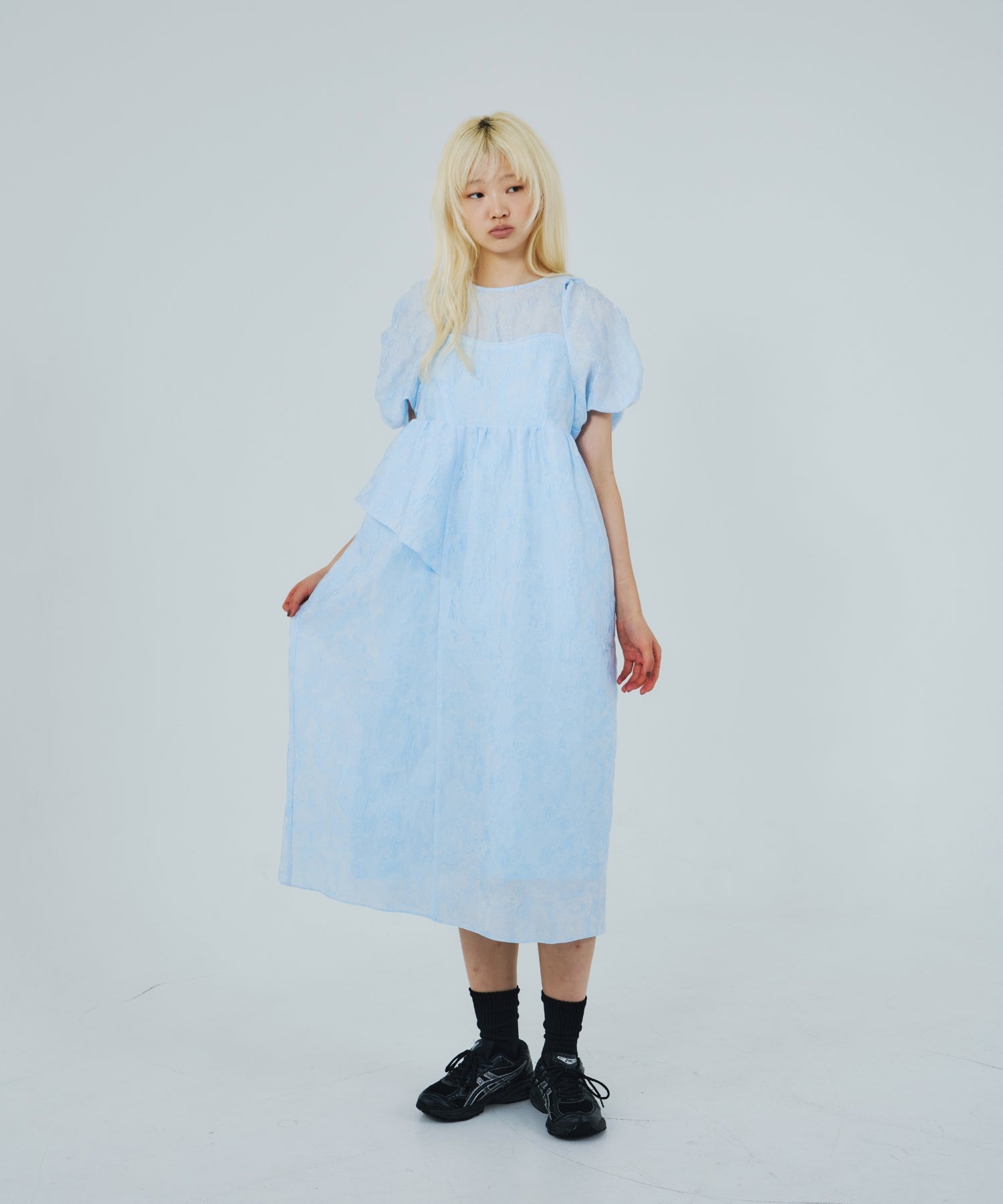 【POPUP】BUBBLE SLEEVE JACQUARD DRESS