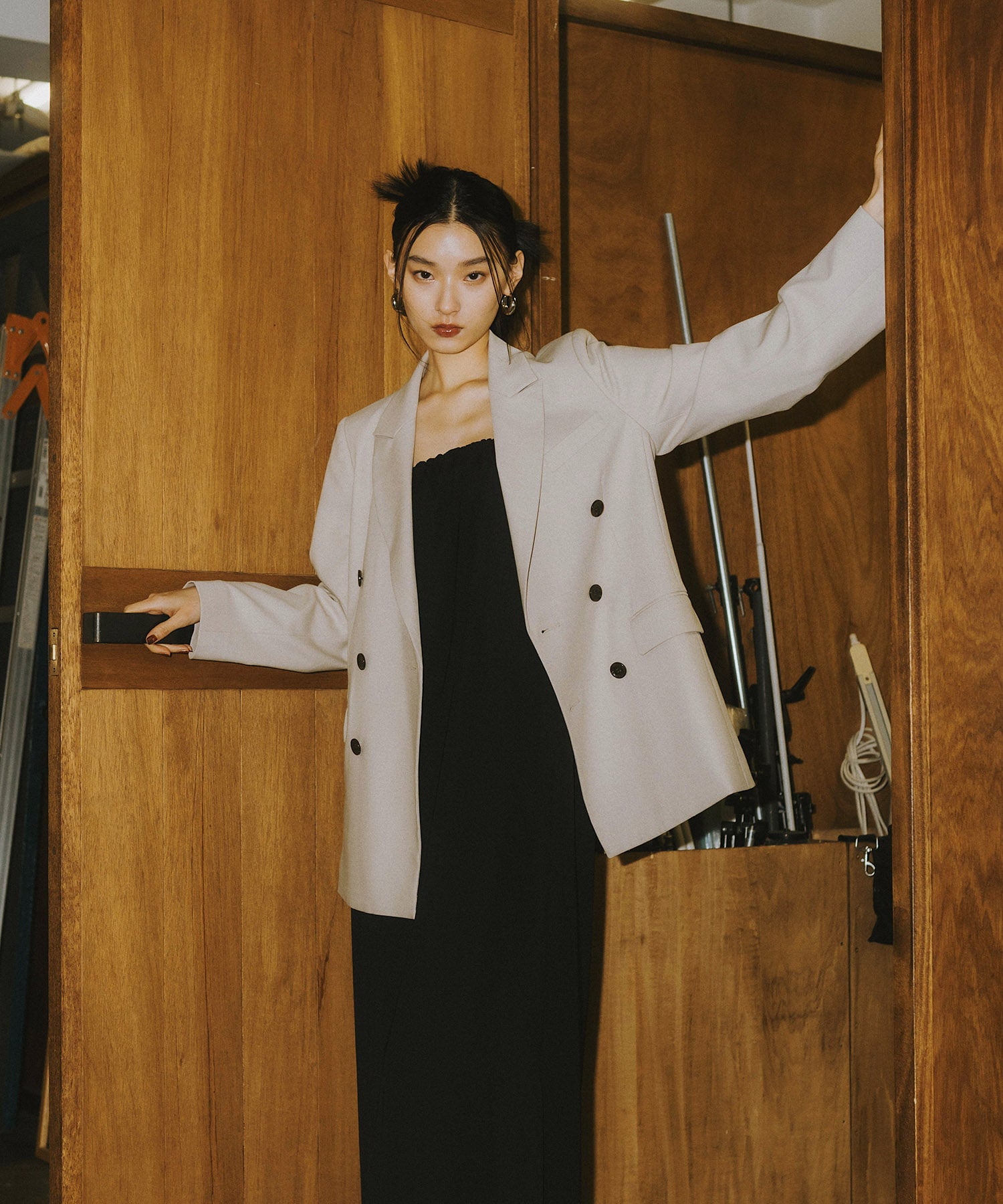 BACK SHEER GILET SETUP DRESS