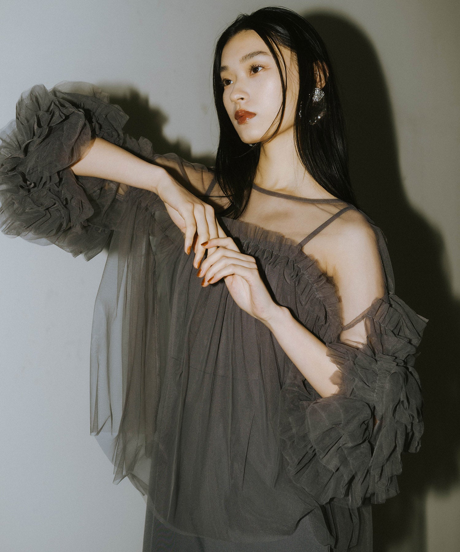 き*)様 ANDRESD デコラティブチュールプルオーバー チャコール DECORATIVE TULLE TOPS