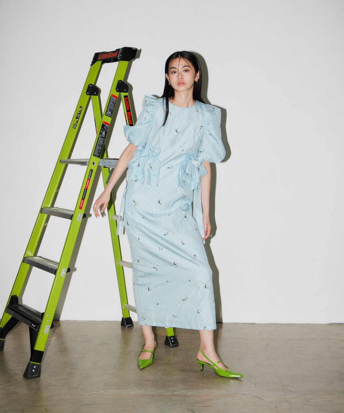 【POPUP】BLOSSOM FRILL DRESS