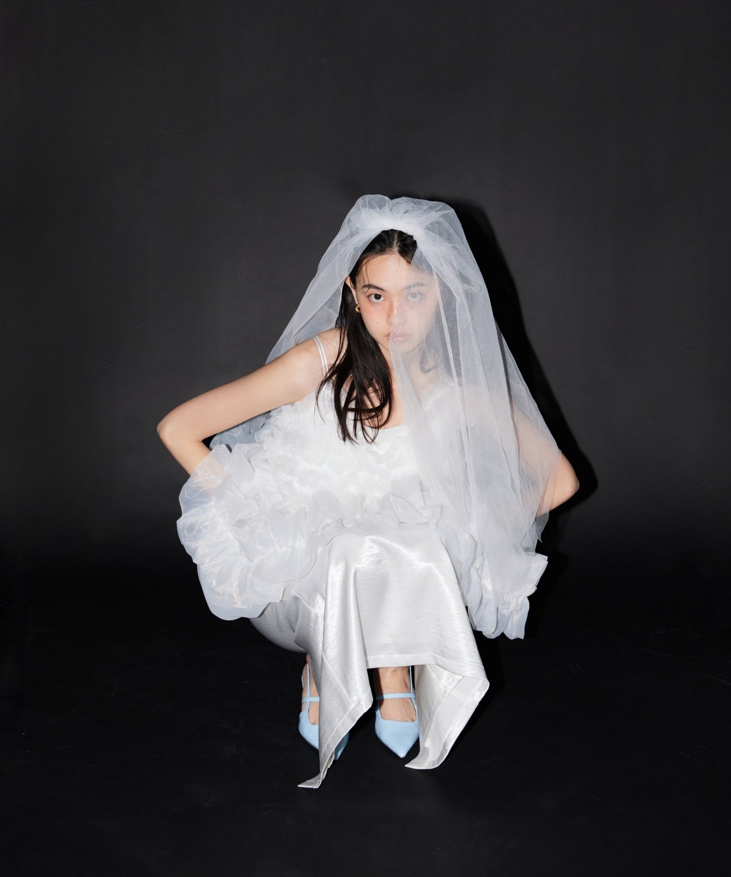 【POPUP】GLOSSY SATIN BACK RIBBON DRESS